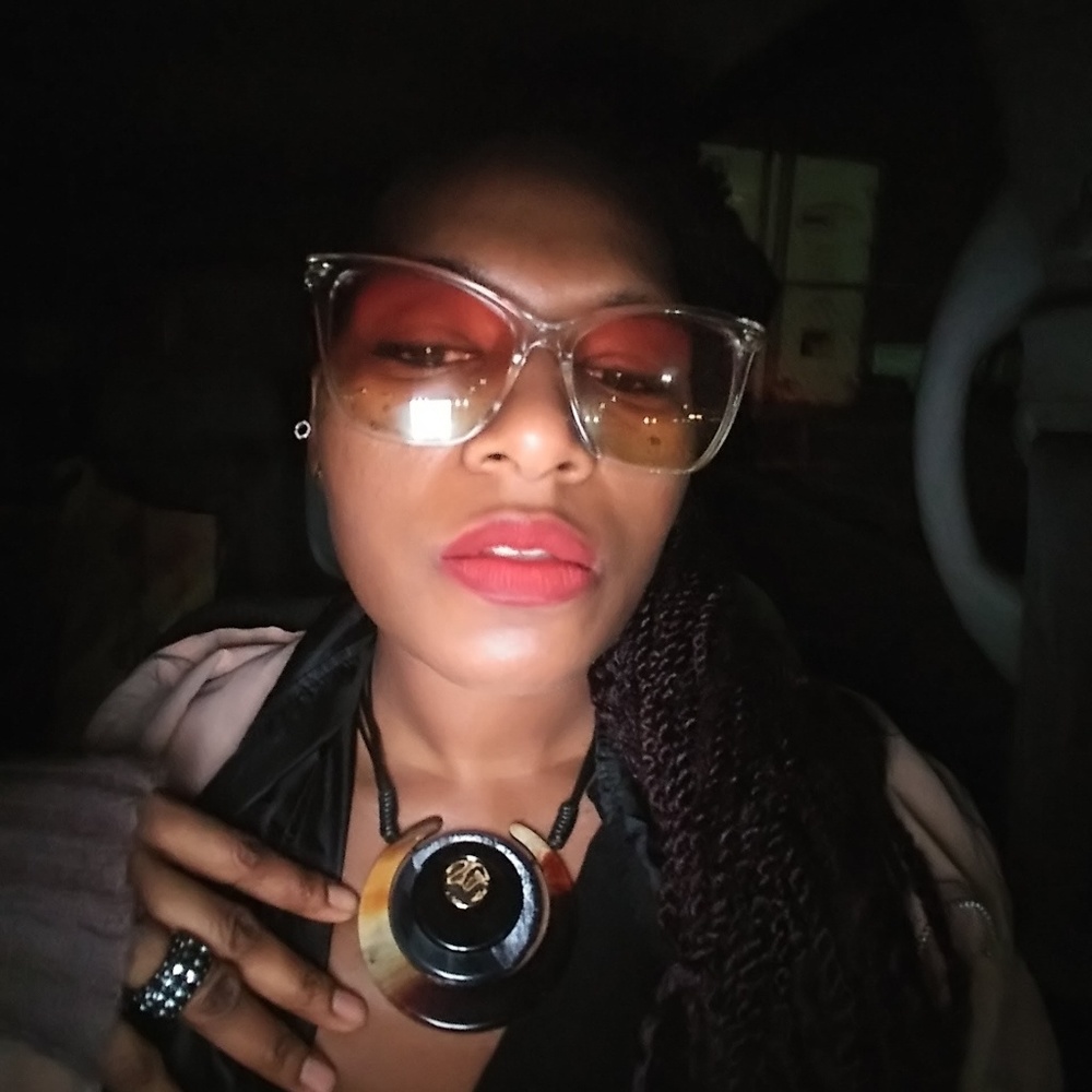 Meet your Posher, Rah'sheedah